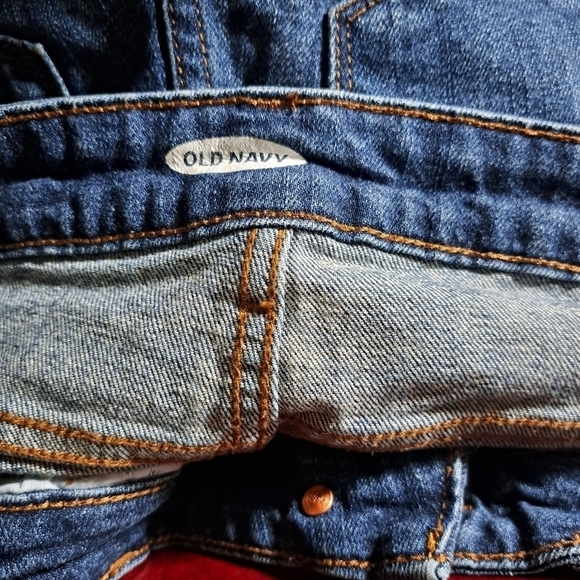 Old navy Distressed  Jean Shorts 5/$25 - Picture 3 of 3